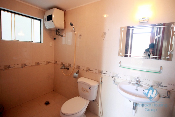 Good price house with 04 bedrooms for rent in Au Co St, Tay Ho, Hanoi